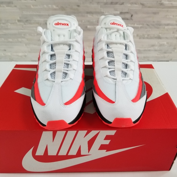 🛑SOLD 🛑New NIKE Air Max 95 Essential Sneakers - Picture 3 of 7